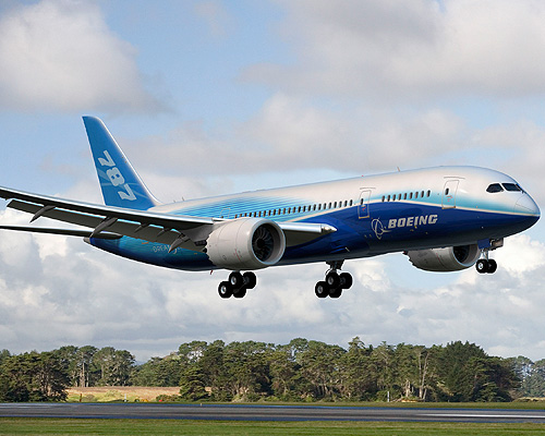 airplane-boing-787-dreamliner-.jpg