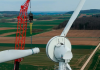 В Германии на ветряную электростанцию впервые установили деревянные лопасти
