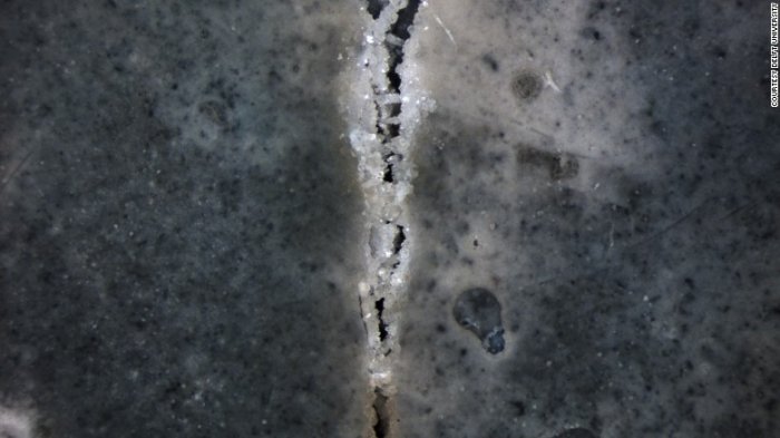 geektimes-self-repared-concrete-4.jpg